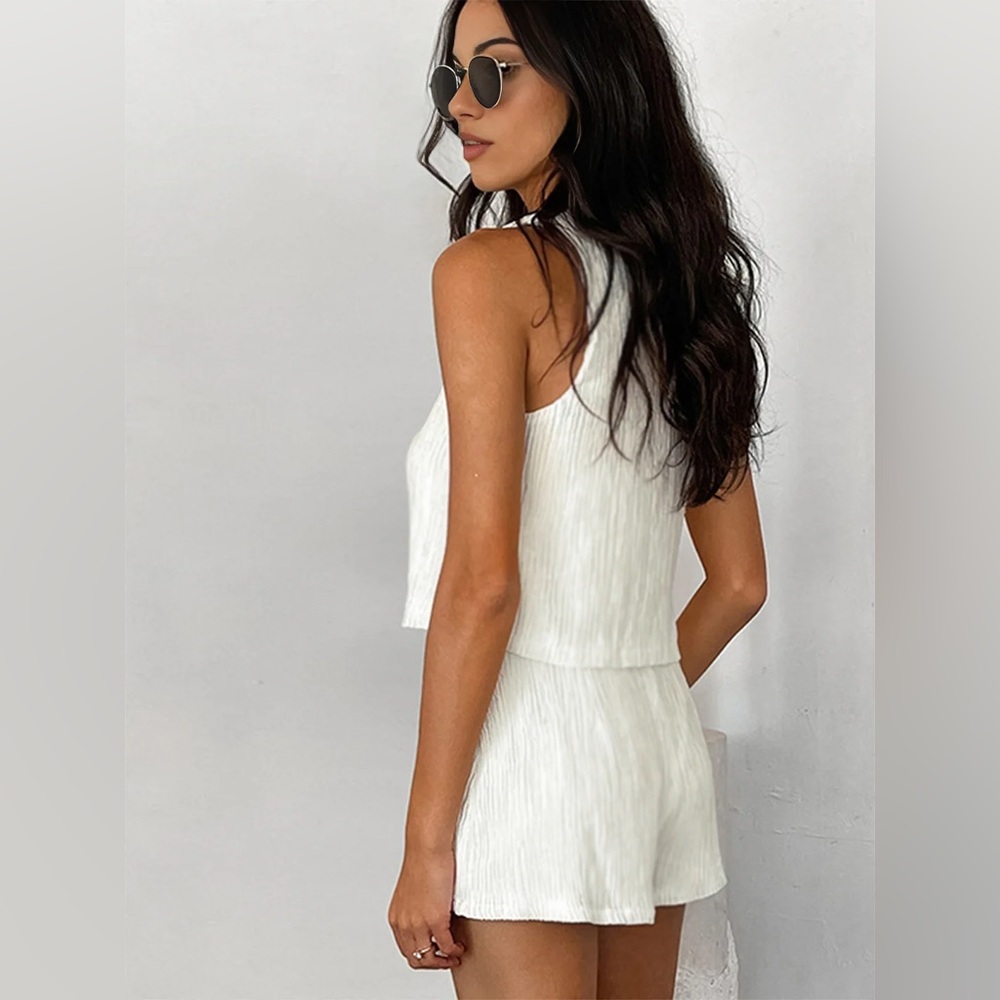 Solid Tie Front Vest With Shorts Set - Commense - Picture 3 of 4